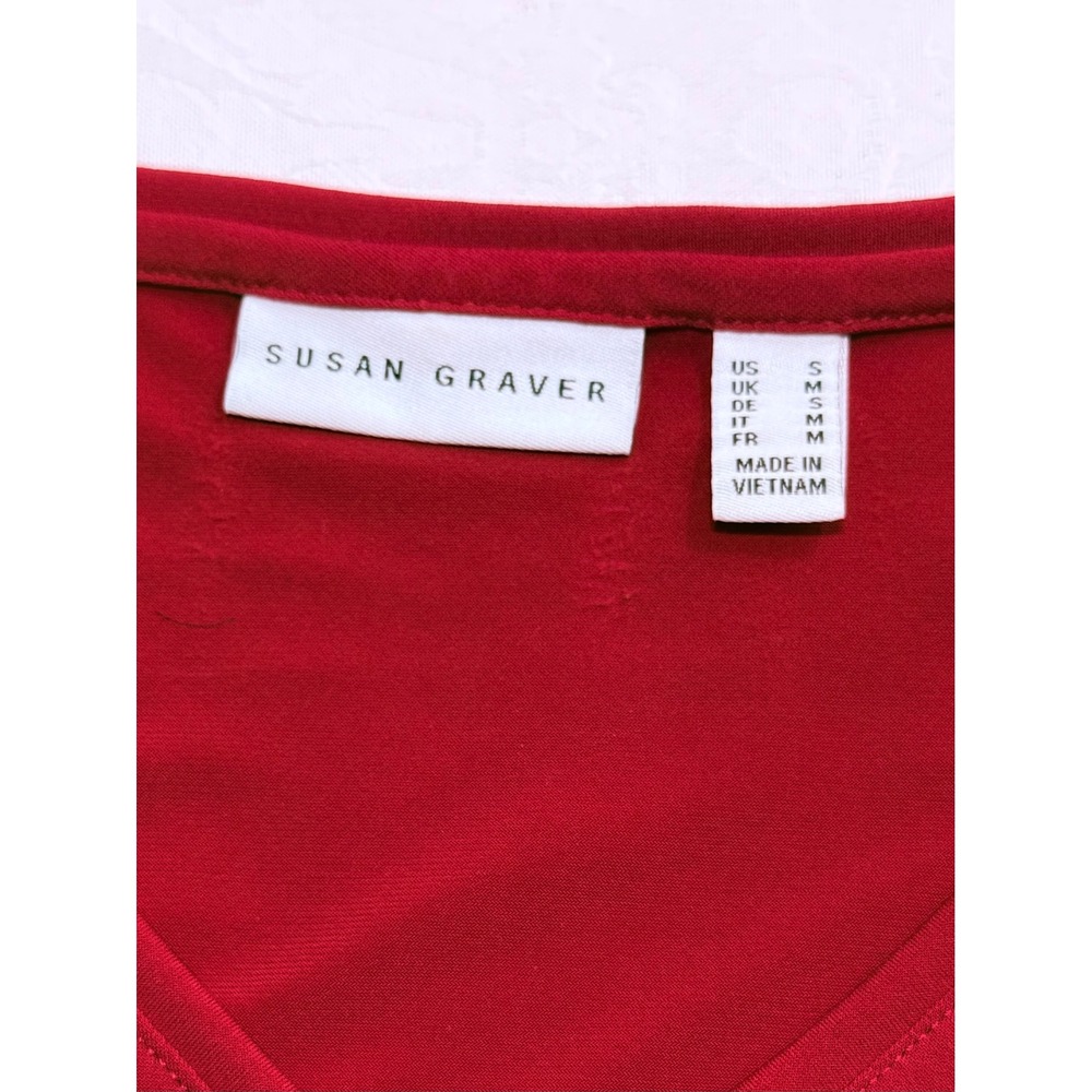 Susan Graver V-Neck T-Shirt Women Medium Red Liquid Knit Short Sleeve Minimalist - Picture 3 of 8